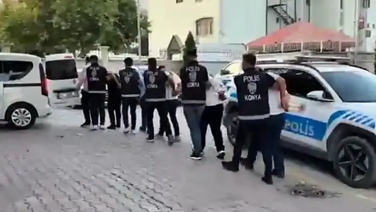 Konya'daki kar maskeli soyguncular yakalandı