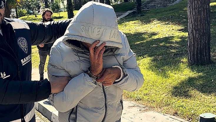 Konya'dan dönüp barıştığı eşini kıskançlık sebebiyle bıçakladı!