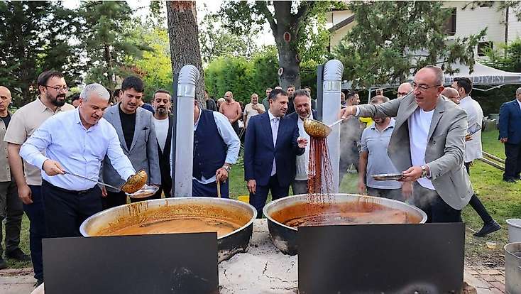 Konya Meram’da kazanlar kaynadı