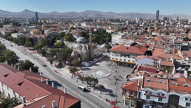 Konya’nın kalbinde büyük değişim! Bakın ne yapılıyor?