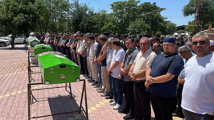 Konya'yı yasa boğan aile faciası! 5 kişi defnedildi
