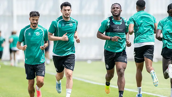 Konyaspor Lig için toplanıyor
