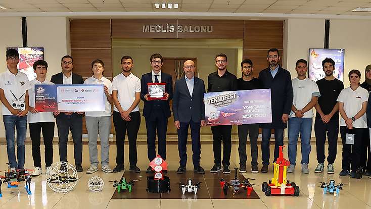 Selçuklu’ya Teknofest 2026’da gurur yaşatan takımlar, Pekyatırmacı’yı ziyaret etti