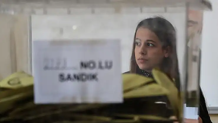 İstanbul seçimi için kesin aday listesi açıklandı