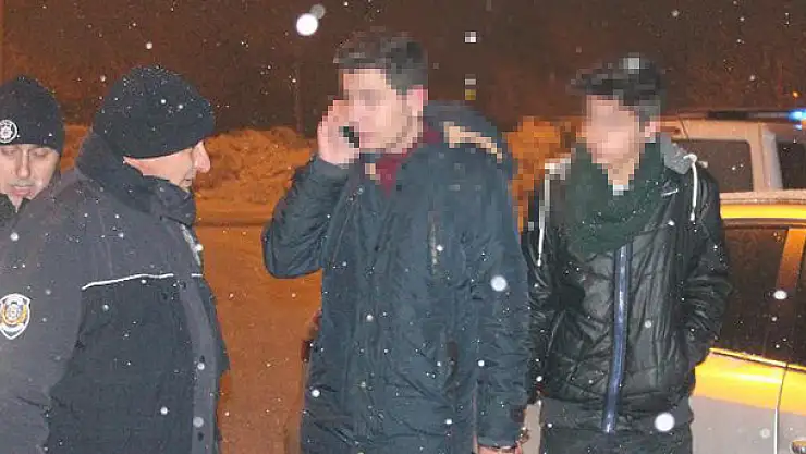 Konya'da 16 yaşındaki sürücü polisten kaçarken kaza yaptı