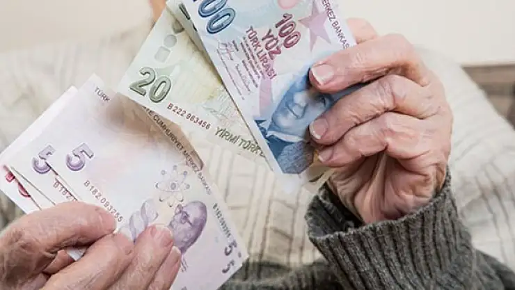 Milyonlarca emeklinin gözü mecliste