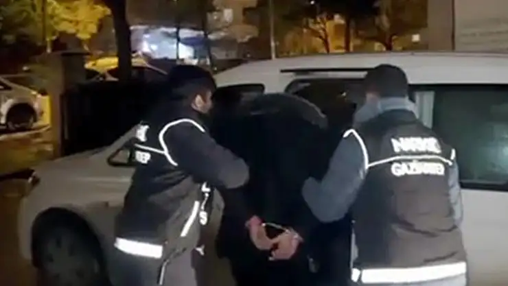 MİT ve polisten ortak operasyon: 193 bin uyuşturucu hap ele geçirildi

