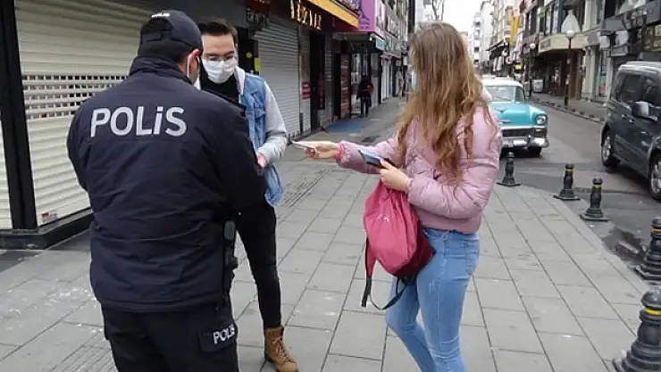 Polisten 20 yaş altı ve 65 yaş üstündekilere uygulama