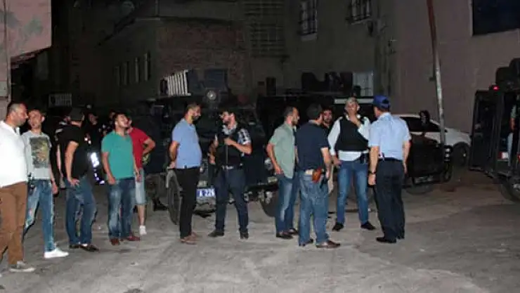 Polisten torbacılara gece uygulaması