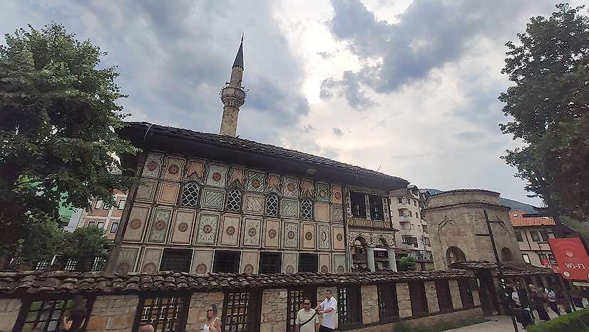 Çeyiz paralarıyla yapılan cami!