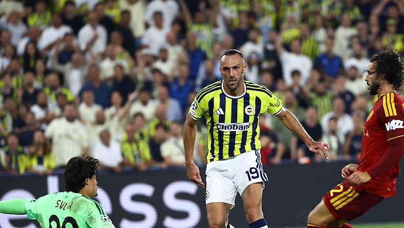 Fenerbahçe, Devler Ligi'ne 1 puanla başladı