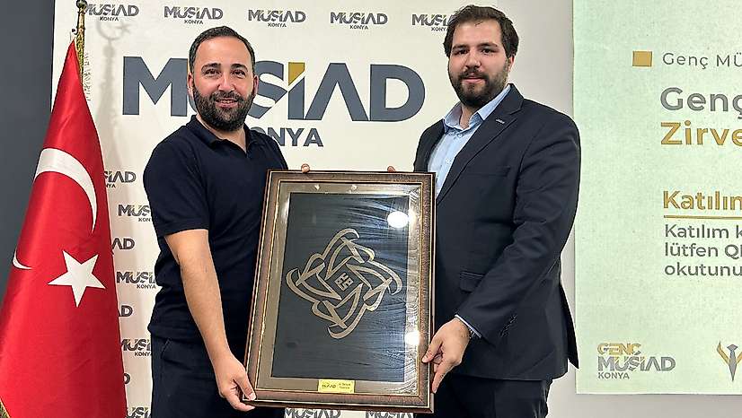 Genç MÜSİAD Konya'da yapay zeka ve dijital dönüşüm konuşuldu