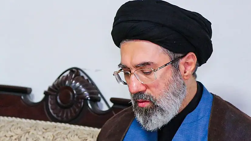 'İran lideri Hamaney, bilinci kapalı halde tedavi görüyor'