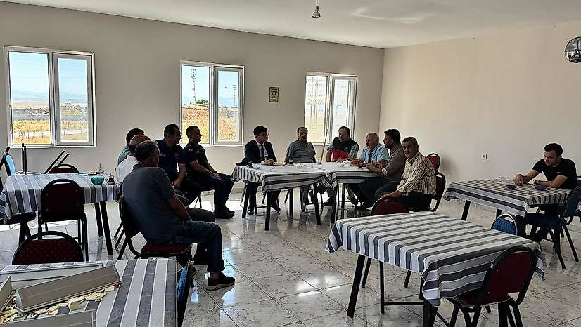 Konya ve ilçelerinde çiftçiler bilgilendiriliyor