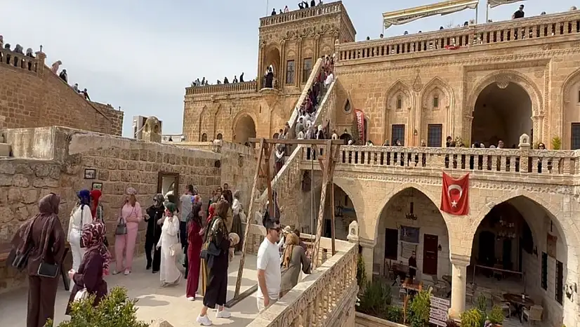 Uzak Şehir'e Konya'dan yakın ilgi