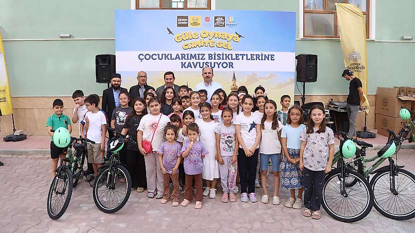 40 gün sabah namazına koştular: Konya'da bisikletlerine kavuştular