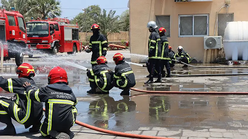 Afrika'nın itfaiyecilerini Konyalı kahramanlar yetiştiriyor