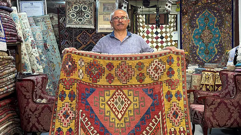 Asırlık Konya halısı 45 yıllık ustanın ellerinde