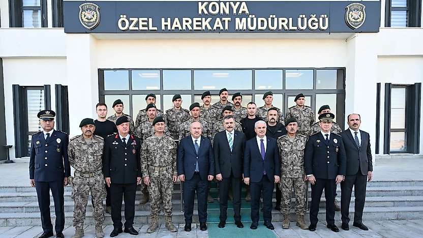 Bakan Çiftçi Konya'da 'Kahramanların Ocağı'nda