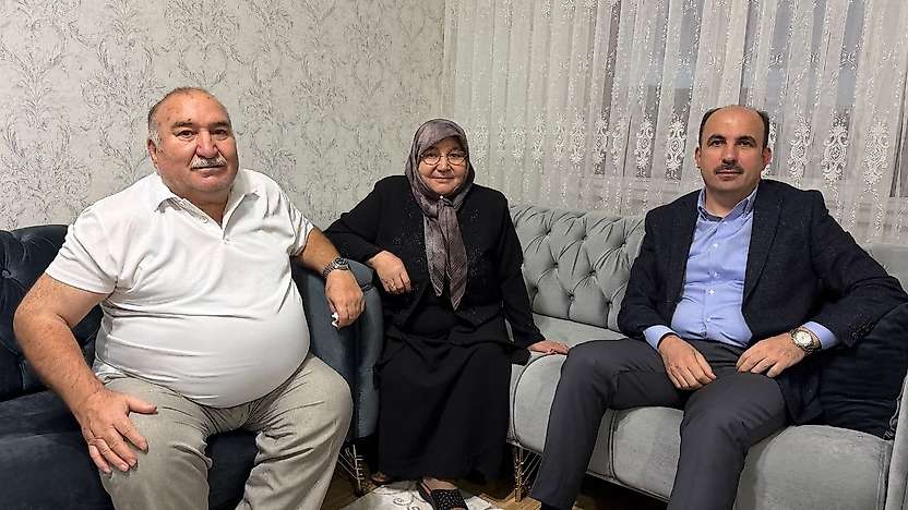 Başkan Altay'dan umre yolcularına vefa ziyareti