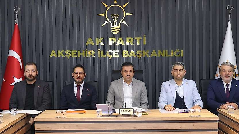 Başkan Özgökçen Akşehir'de vatandaşlarla buluştu