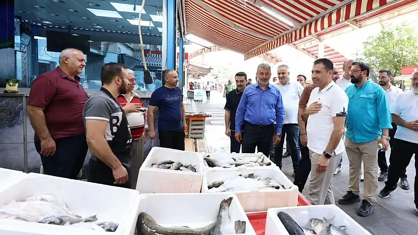 Başkan Özgökçen Meram'da sahaya indi