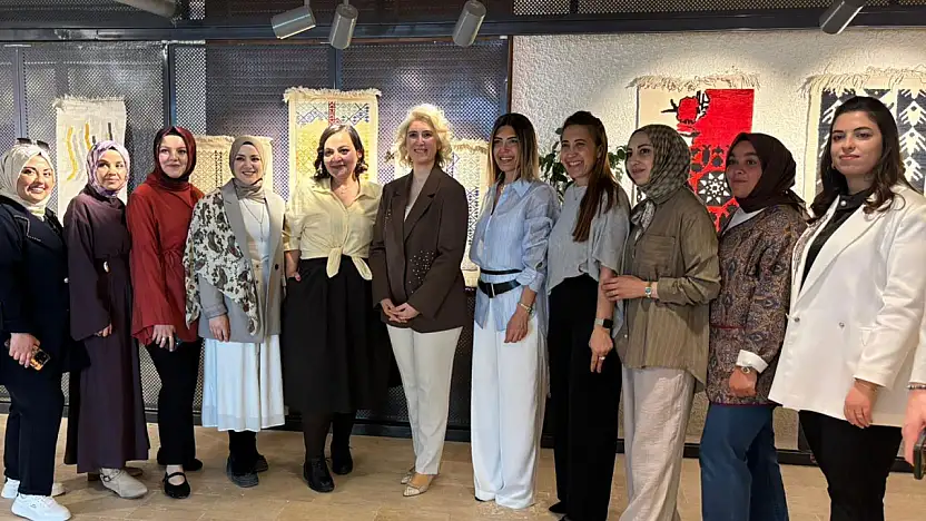 Geçmişin İzleri 'Hafıza' sergisinde sanatseverlerle buluştu