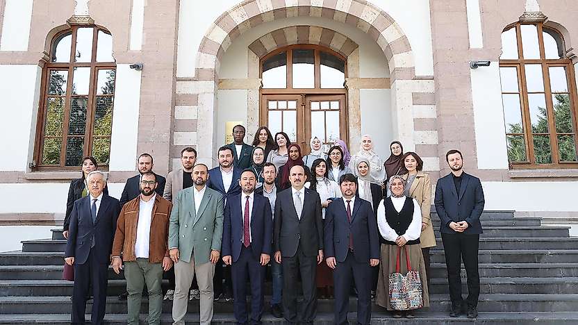 Genç kalemler Konya'da: Başkan Altay'dan medeniyet vurgusu