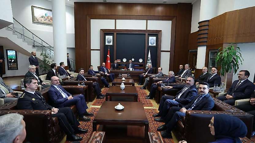 İçişleri Bakanı Mustafa Çiftçi'den Karatay Belediyesine ziyaret