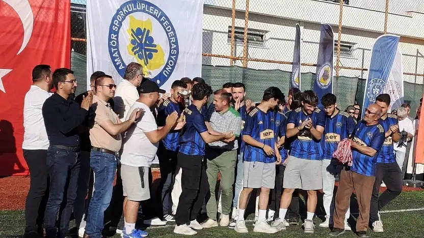 Konya 2. Küme şampiyonları kupalarını aldı