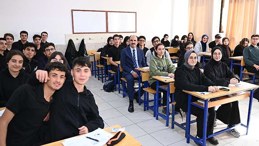 Konya Büyükşehirden öğrencilere eğitim desteği: Başvurular başladı!
