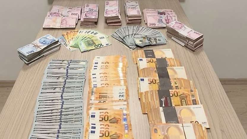 Konya'da 2 telefon dolandırıcısı tutuklandı