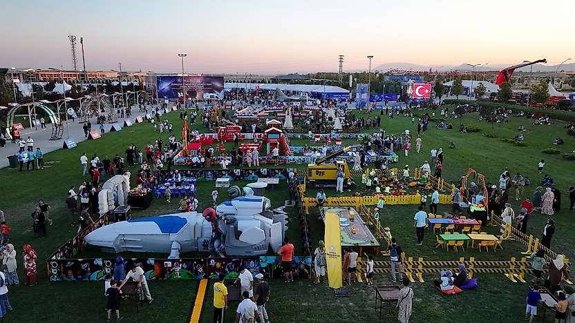 Konya'da Bilim Festivali coşkulu başlarken rekor bekleniyor