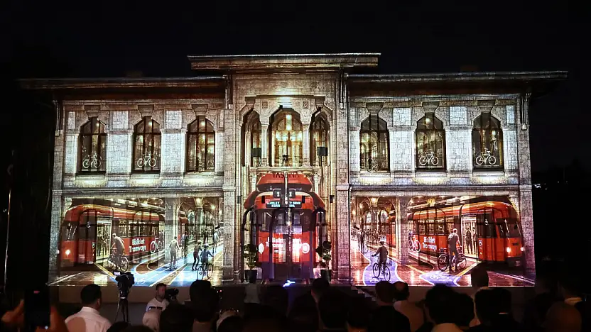 Konya'da drone ve video mapping şovu büyüledi