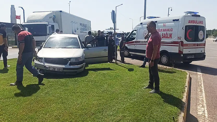 Konya'da feci kaza! Otomobil ile kamyon çarpıştı