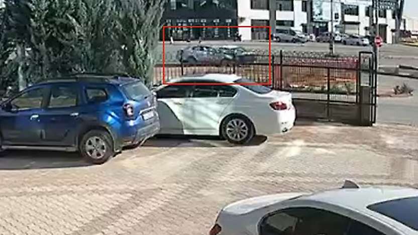 Konya'da feci kaza! Otomobiller çarpıştı