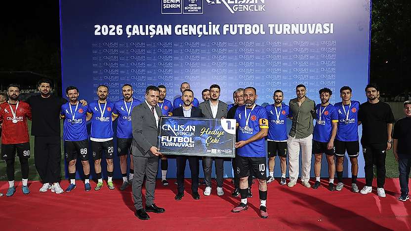 Konya'da futbol şöleni: Rekabet ve dostluk bir arada yaşandı