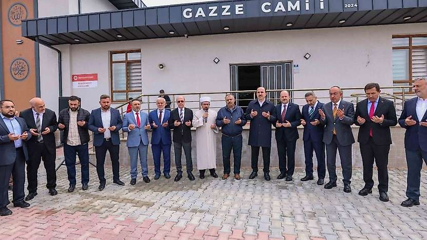 Konya'da Gazze Camii ibadete açıldı