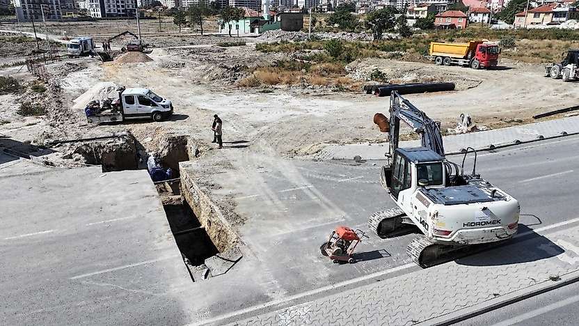 Konya'da içme suyu hatları yenilendi