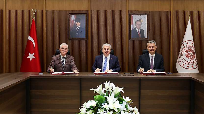 Konya'da iki yeni sağlık birimi için protokol imzalandı
