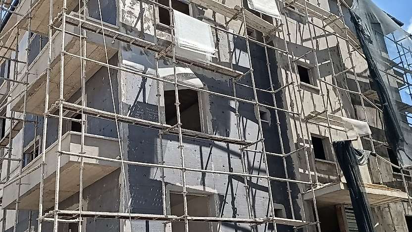 Konya'da iş kazası! İskeleden beton zemine düştü