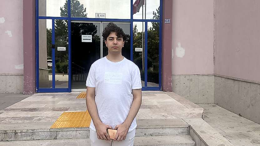 Konya'da otizmli gençten örnek çalışma