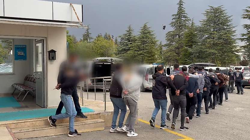 Konya'da sahte ev ilanıyla dolandırıcılığa 9 tutuklama