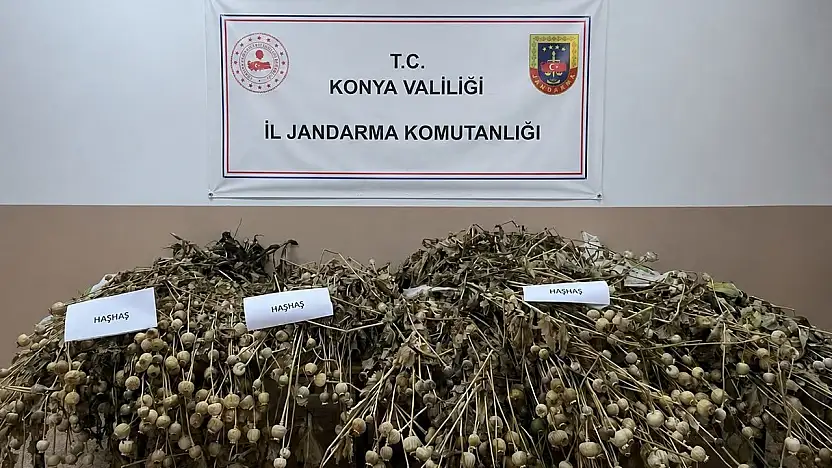 Konya'da zehir tacirlerine geçit yok! Jandarmadan uyuşturucu operasyonu