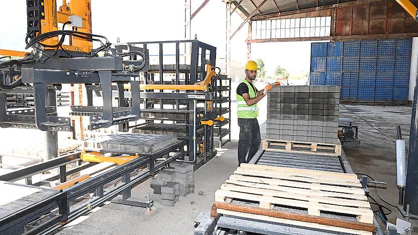 Konya'daki bu belediye 35 milyonluk yatırımla kendi parke taşını üretecek