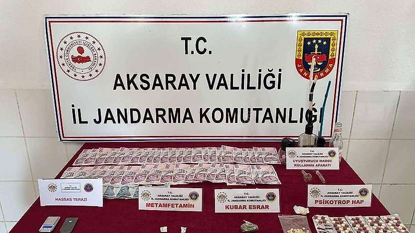 Konya'dan Aksaray'a uzanan uyuşturucu sevkiyatına jandarma darbesi