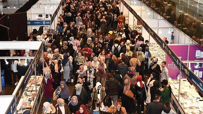 Konya Kitap Günlerinde bugün ünlü isimler var