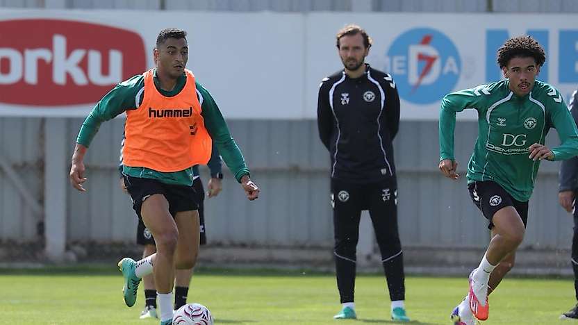 Konyaspor bugünü tek idmanla tamamlandı