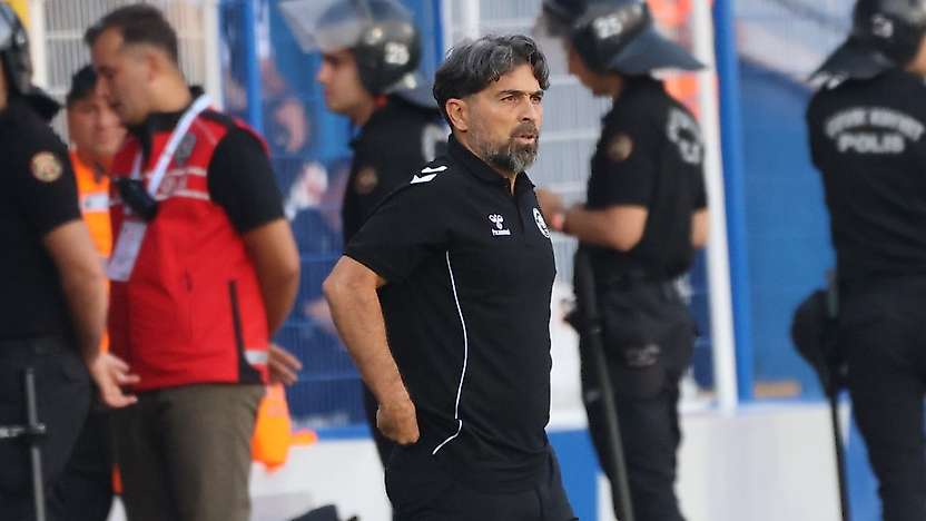 Konyaspor'da Palut : Eleştirilere en sertine kadar açığım