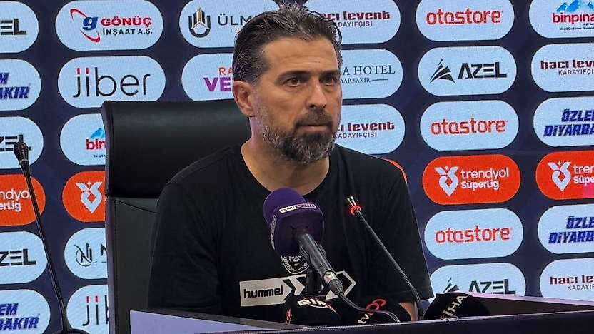 Konyaspor'da Palut net konuştu: Üretmekte zorlanıyoruz